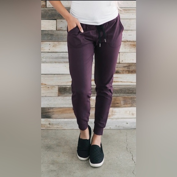 ZYIA Pants - Zyia Unwind Joggers - Plum